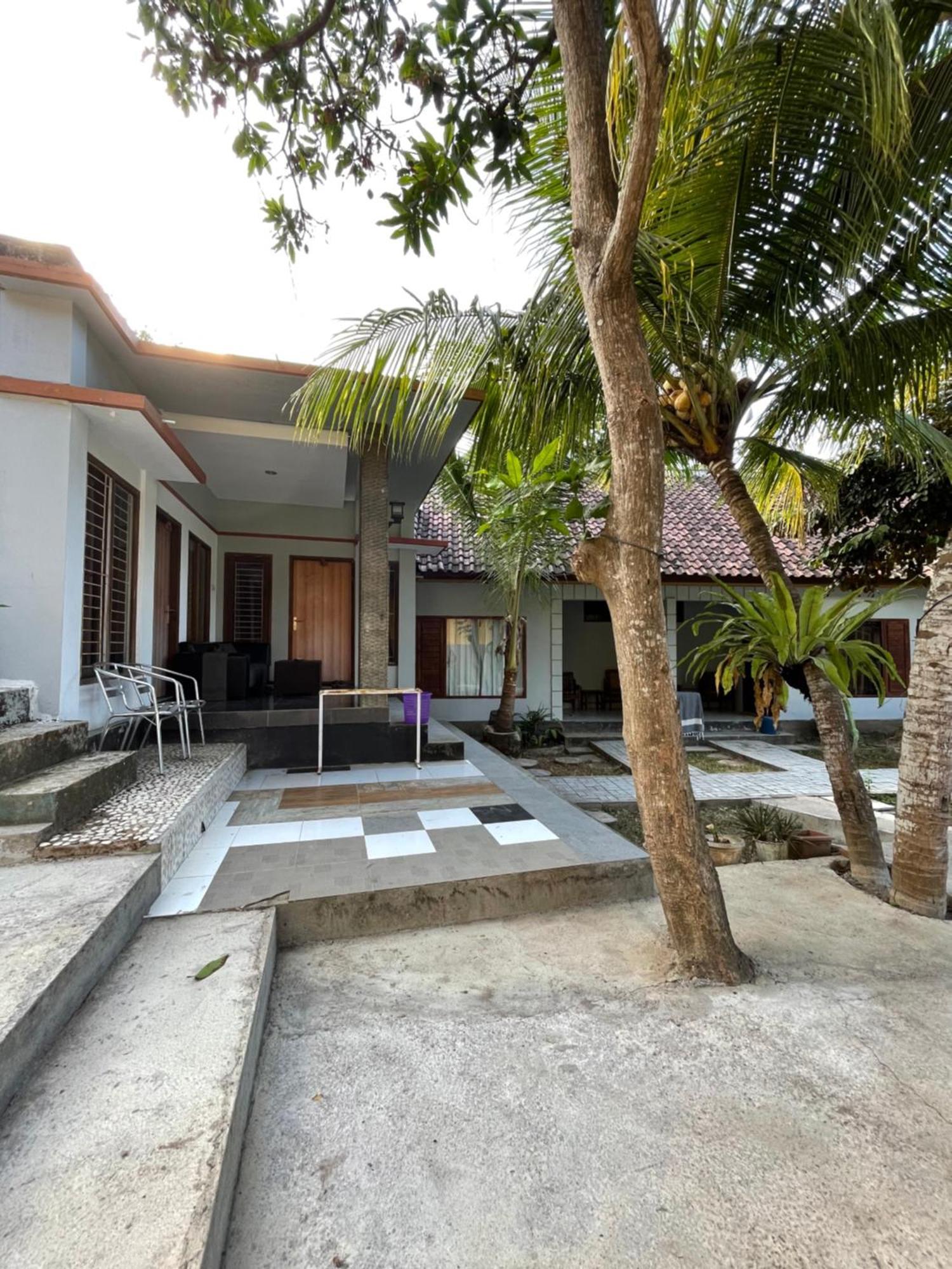 Tri Putri Homestay Kuta  Dış mekan fotoğraf