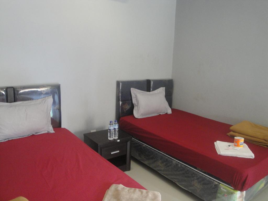 Tri Putri Homestay Kuta  Dış mekan fotoğraf