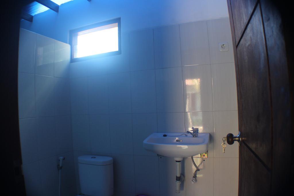 Tri Putri Homestay Kuta  Dış mekan fotoğraf
