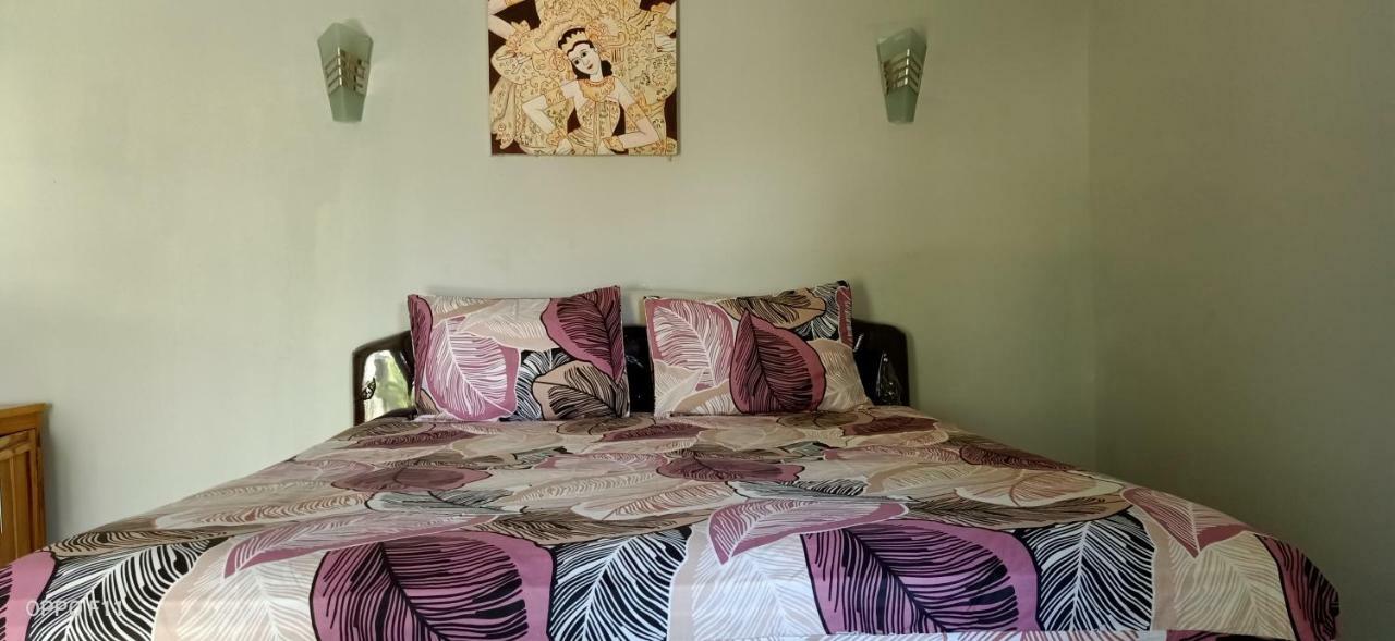 Tri Putri Homestay Kuta  Dış mekan fotoğraf